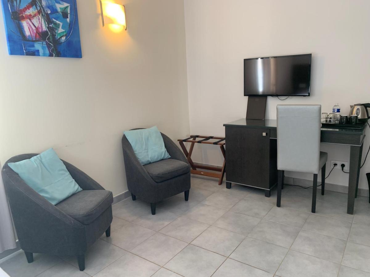 Hotel Restaurant Le Gardon - Pont Du Gard Collias Ngoại thất bức ảnh